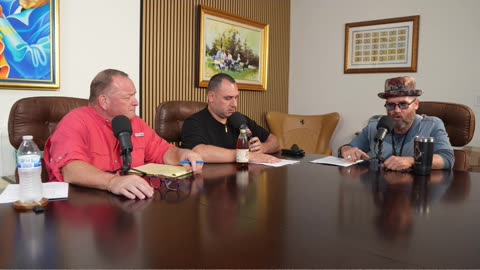 Banana Republic Refused to Sell Me a Shirt?! 😂 | Wild Customer Service Story