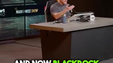 Billions of dollars pulled from Blackrock! #shorts #markmoss
