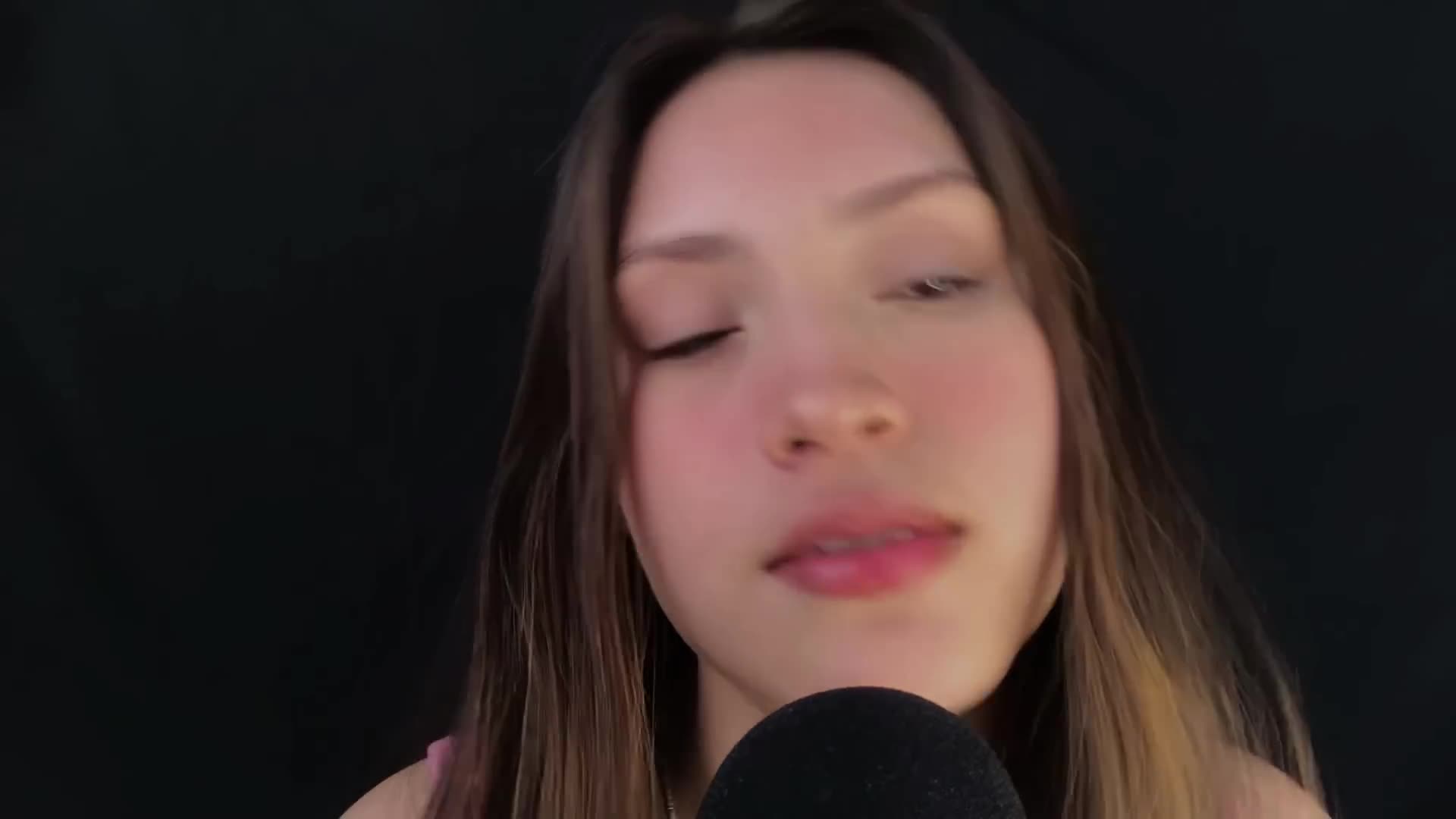 ASMR SPIT PAINTING!💦+ Mouth Sounds ASMR