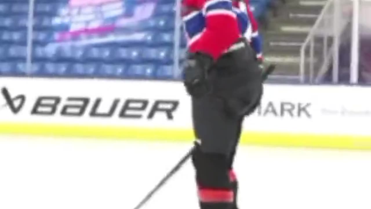 Ishowspeed learns hockey 🏒
