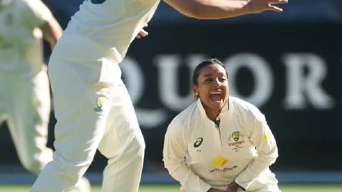 England women were bowled out at 170 runs in the test at Melbourne#cricket