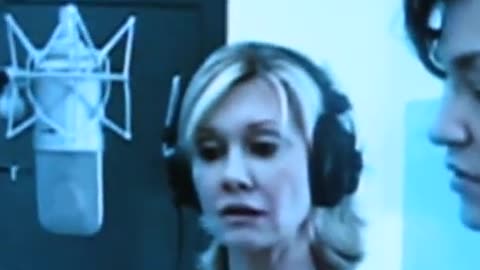 Olivia Newton-John - Love is Letting Go of Fear (2006)(Great Walk To China)