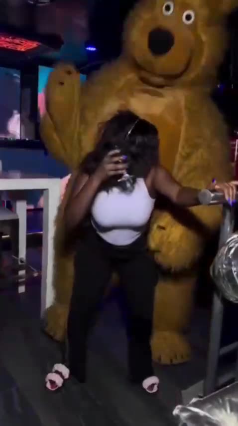 This one is a vibe 😂