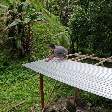 The Roof Is Going On! 🏠 | New Farm Kitchen Update 🇵🇭 Expat in the Philippines