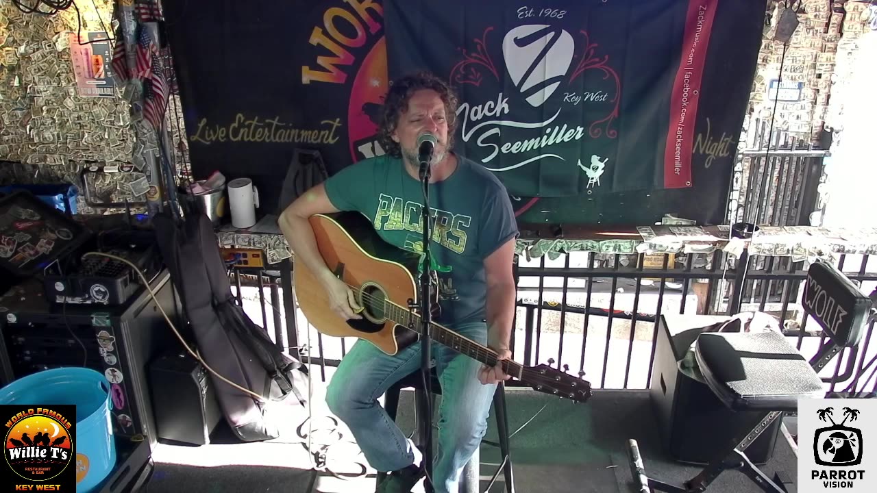 LIVE Music Everyday!