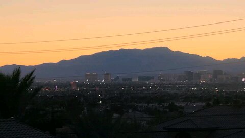 Did you see tonight's Las Vegas sunset? Check this out! 01.13.2025 #follow #lasvegas #weather