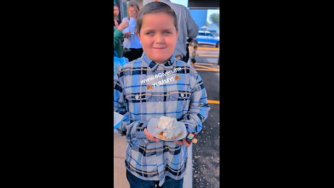 Pumpkin pie with tons of whipped cream! www.4Given.me www.illuminatecommunity.com