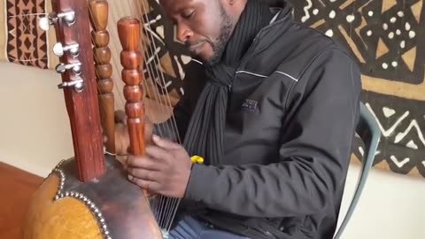 Kora player