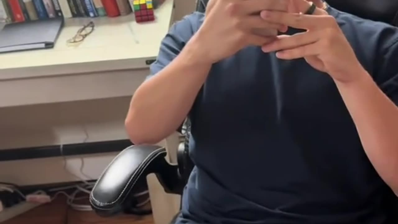 What a racist roommate