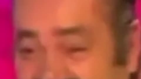 dumb leftists react to Donald Trump in Home Alone 2