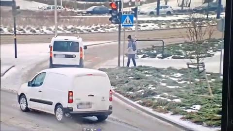 Nie puścił pieszego