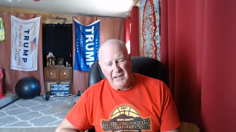 Town of Gander Shows Up to Help Stranded Airline Passengers During Ice Storm