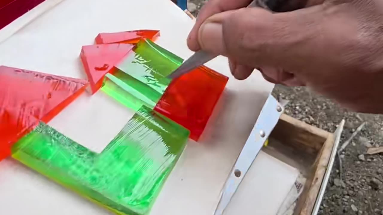 Making a house from jelly