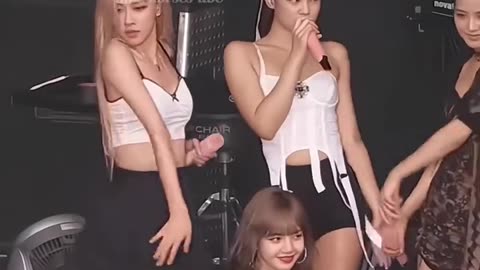 BLACKPINK Live shot