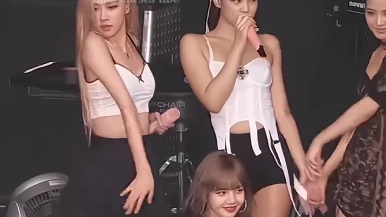 BLACKPINK Live shot