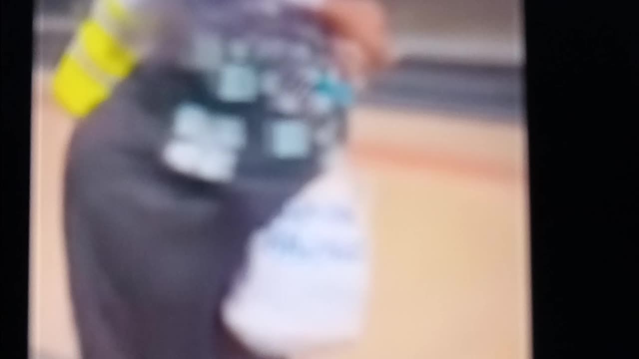 Female shoplifter plays a stupid game.....and wins a stupid prize