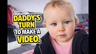 Dad's Turn to Make a Video! Baby's Cute Reactions to Family Time