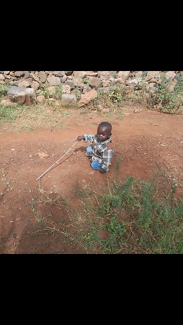 babby timm stotts learning to walk