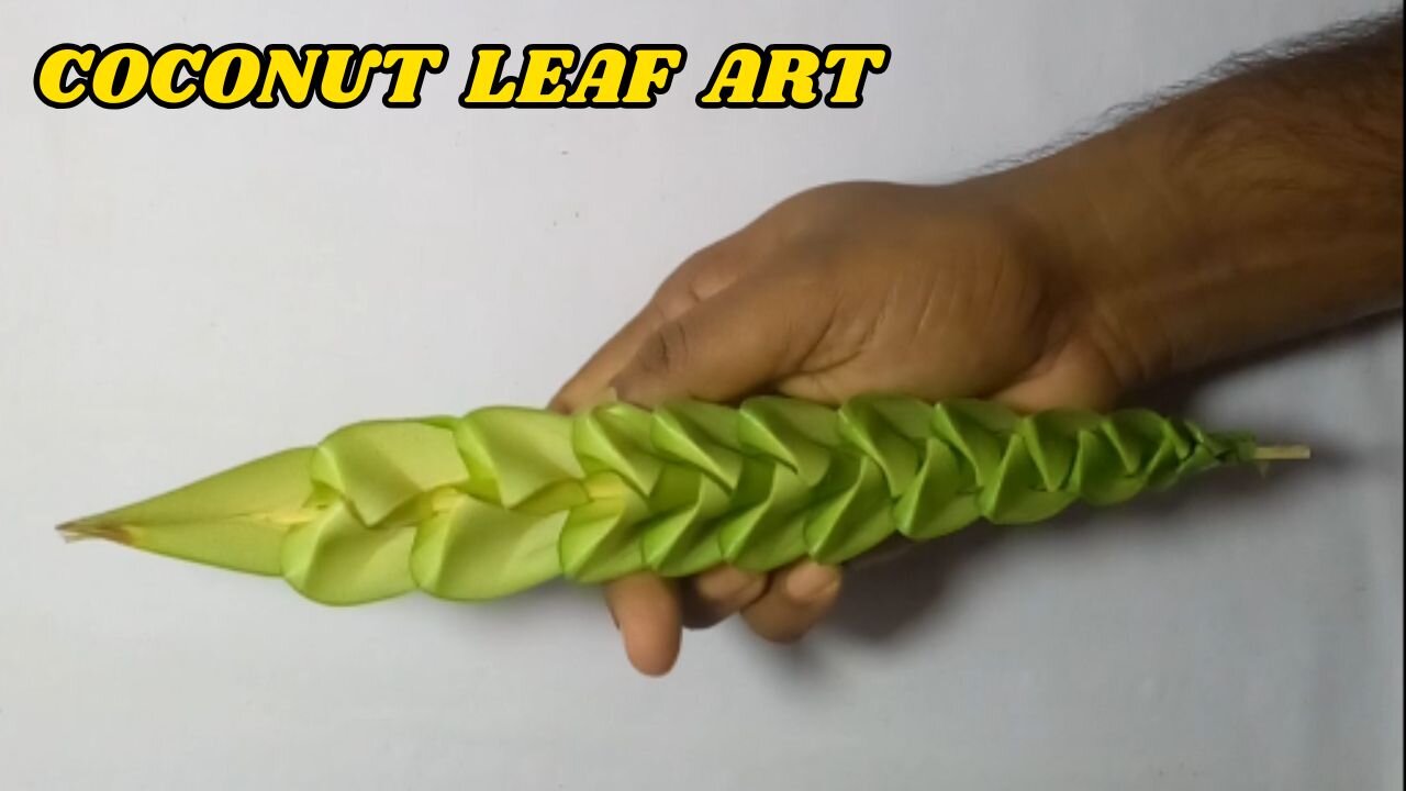 Amazing Coconut Leaf Art from Kerala! 🌴 ගොක්කොල කලාව