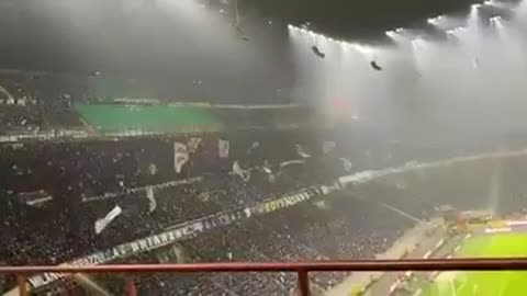 MILAN vs INTER L'orgoglio di Milano (Curva Nord Inter)