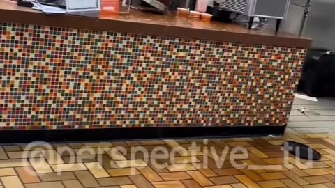 Evil Man Enrages A Popeyes Employee Over An Order She Didn’t Know About