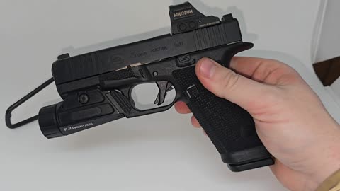 GLOCK 45 GEN 6 (UP CLOSE)