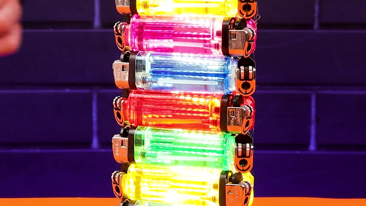 Crafty lighter side lamp! 🌈💡