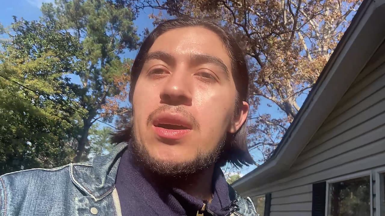 Use incandescent light for a tan by Ed Delacruz #health #Healthy #healthadvice #reels #shorts