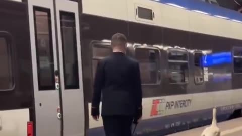 The goose he had forgotten behind