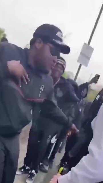 Modern day British police are utterly useless! Pathetic!