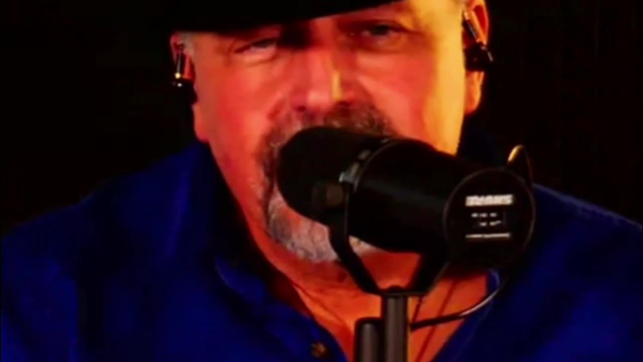 Kitboga vs Scammers: Hilarious Reactions!