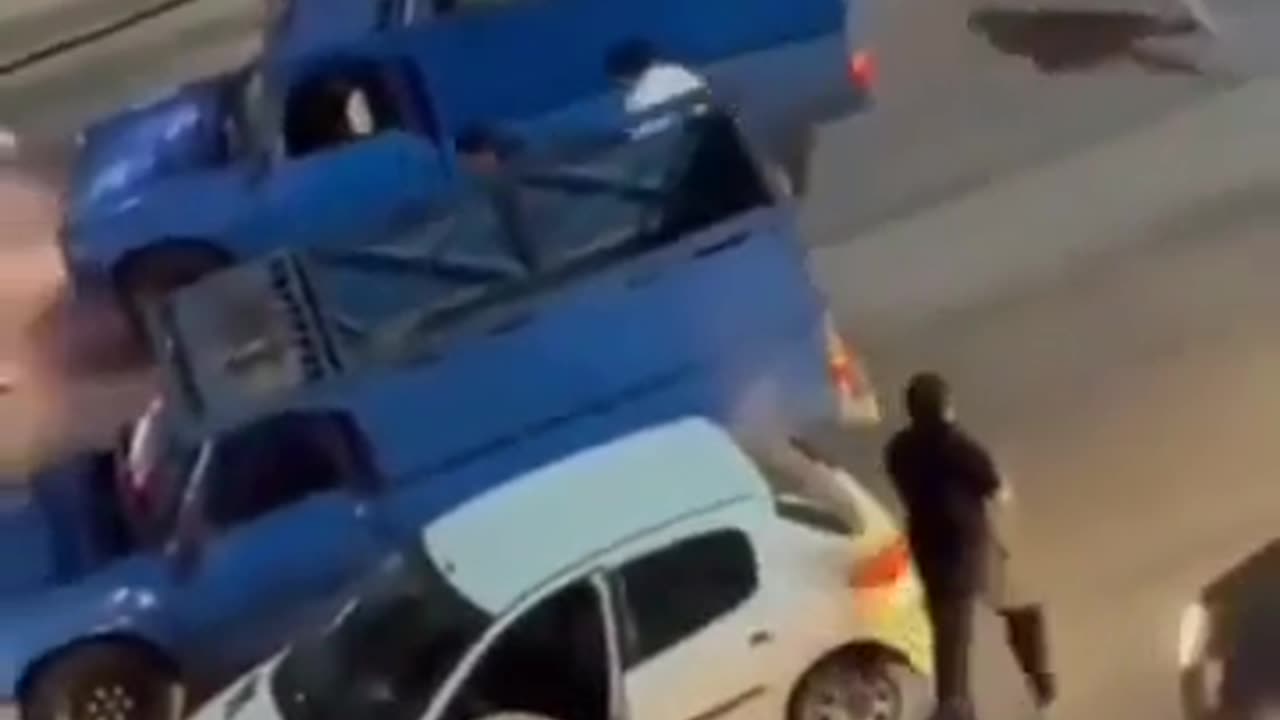 😂🚗 Wait For The Ending... Car Sticks! | FunFM