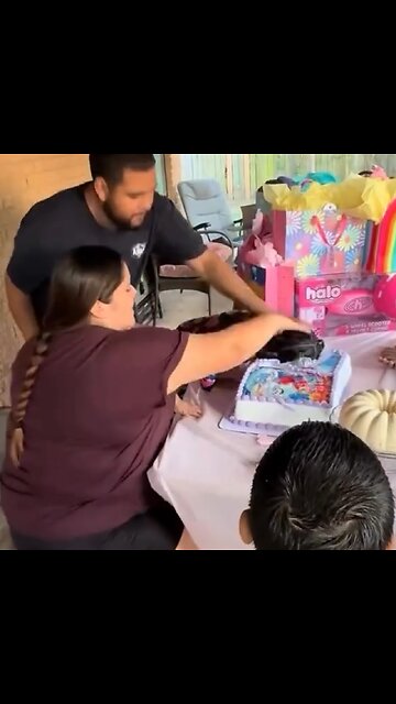 Cuando una broma de cumpleaños acaba gustándote