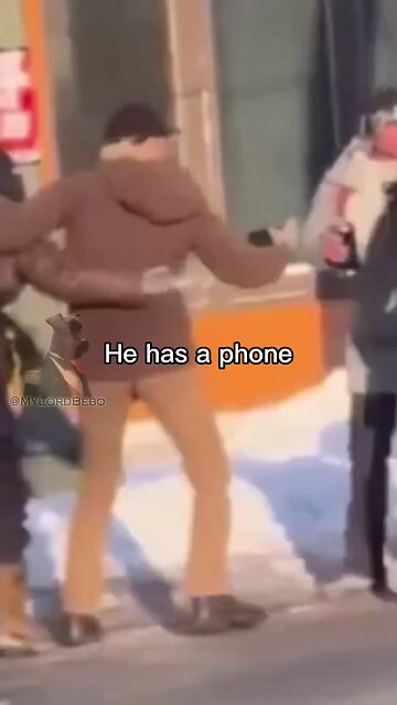 Slow motion of Pretty and ICE agent