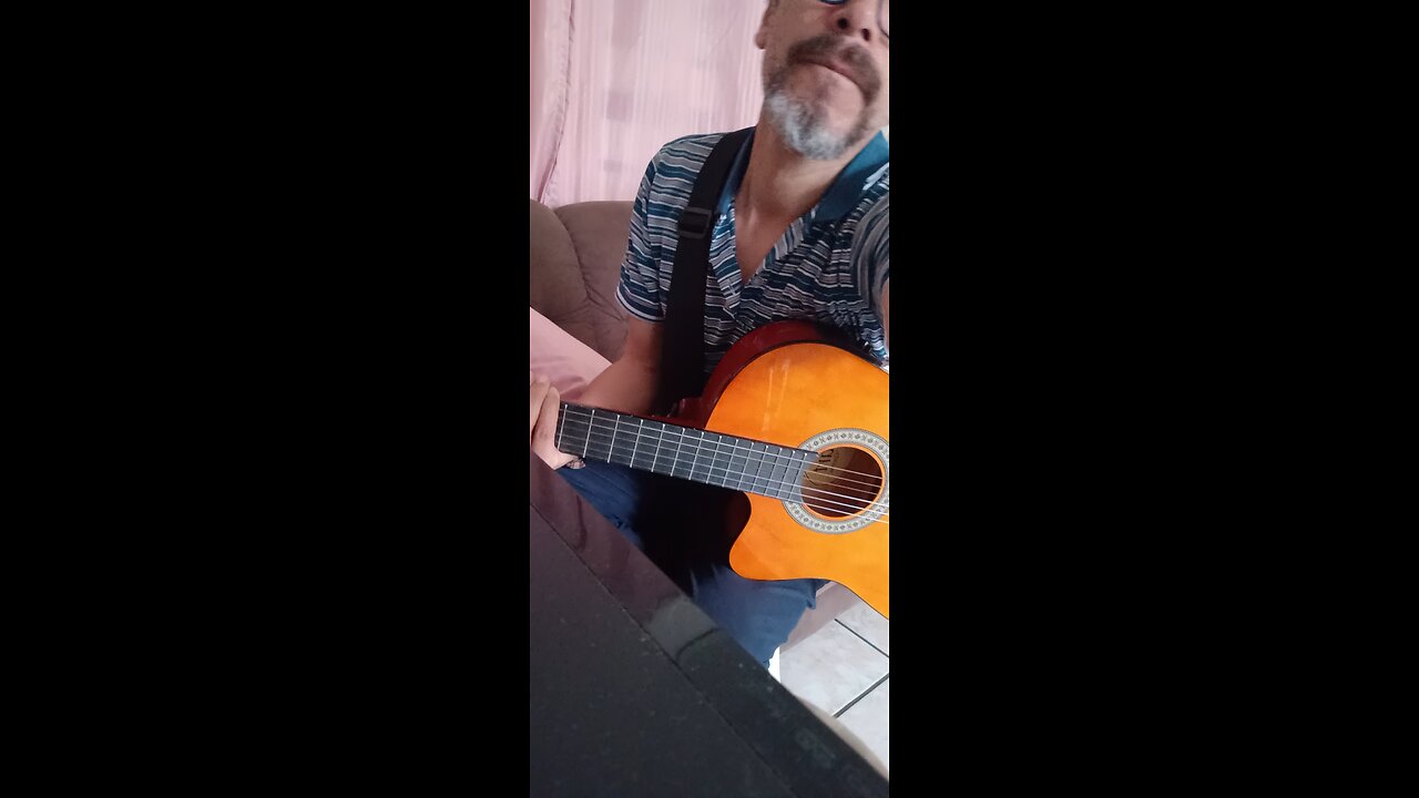 Afinando Violão 🎸 Giannini FT14 Nylon