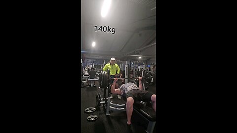 245kg deadlift pb and some benchpress