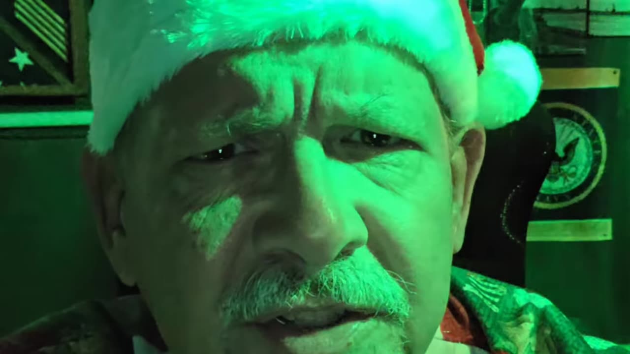 Creep meets Santa Clause ..........