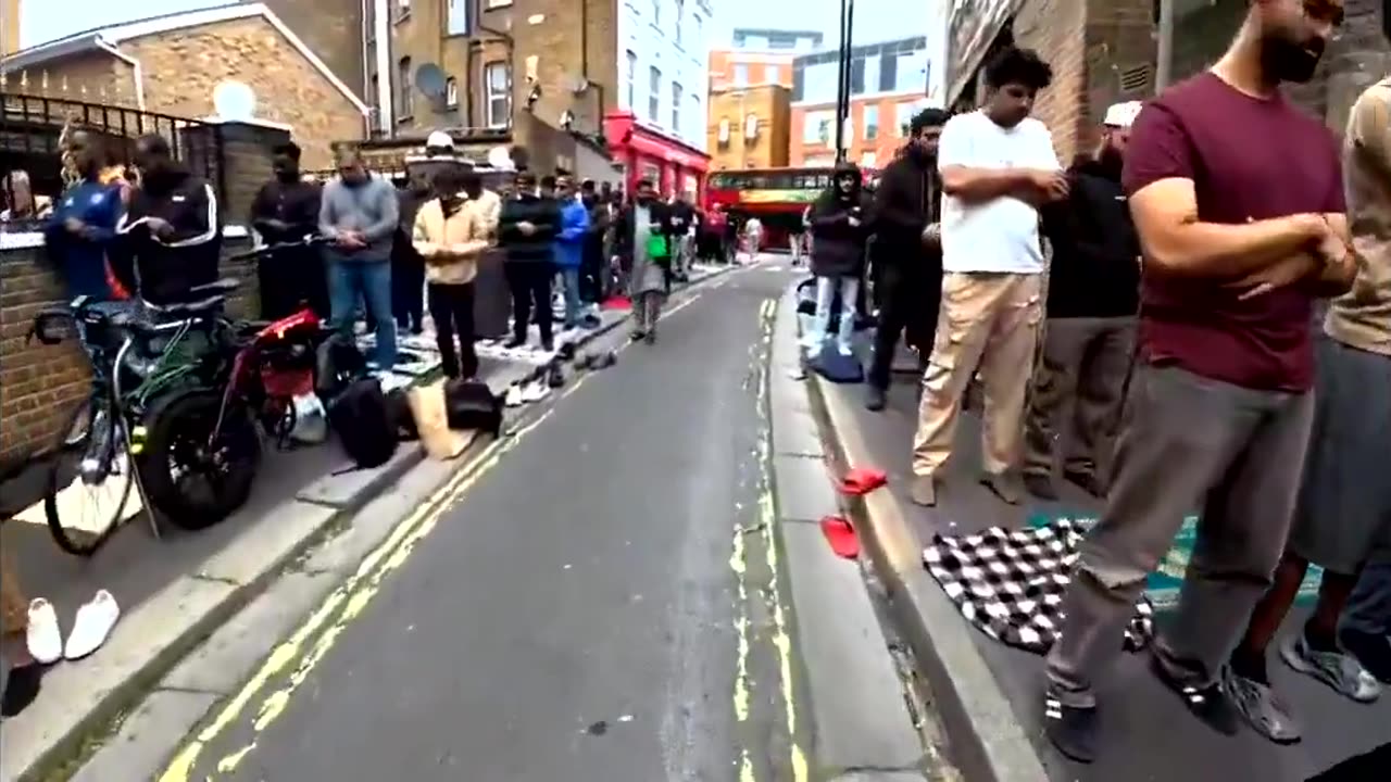 Welcome to England 🇵🇰