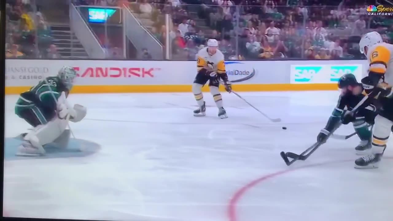 Penguins RW #39 Anthony Mantha 🥅(2)🏒Wrist-Shot Goal