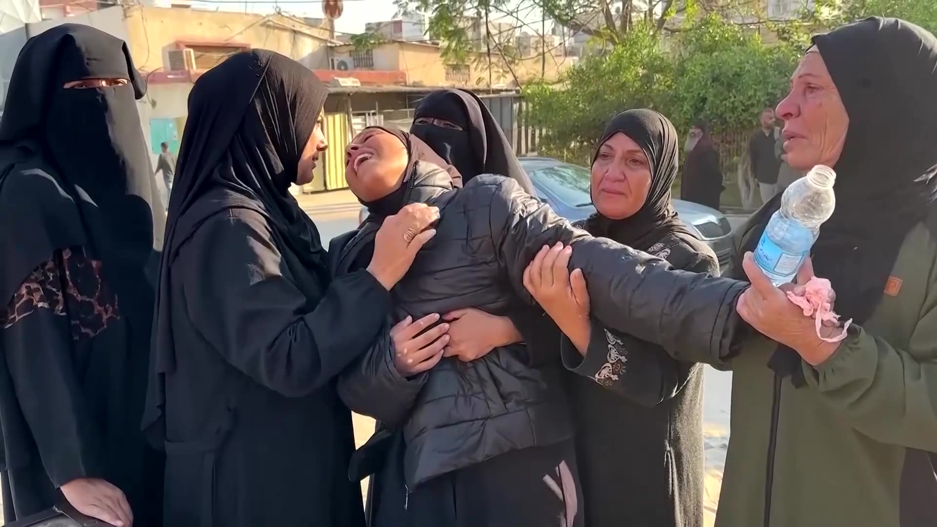 Palestinians mourn after deadly Israeli strike in Khan Younis