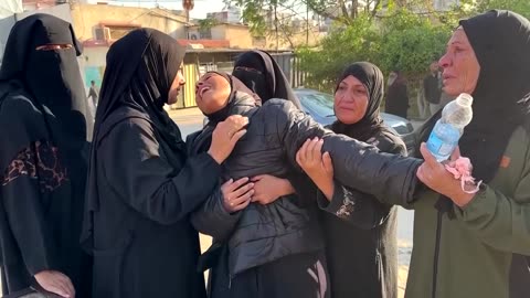 Palestinians mourn after deadly Israeli strike in Khan Younis