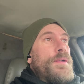 Ace ventura is a Functional burnt out perma tweat