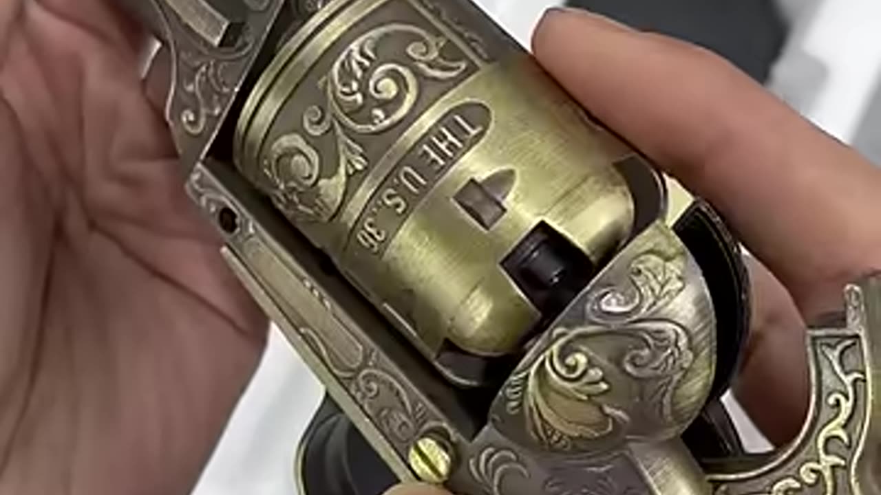 M1851 Retro Revolver Lighter