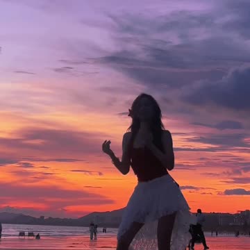 Light Bright white Gown Hypnotic Hip Hop Dance | Daily Beauty EP 814