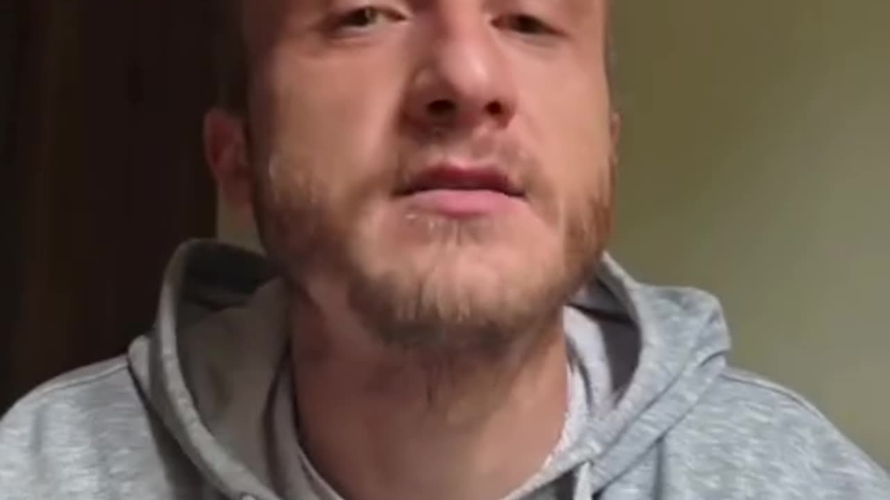 Маскирана прича