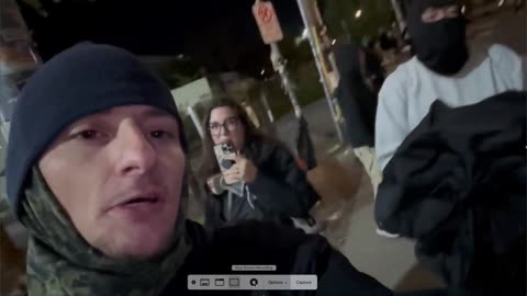 🇺🇸 AMERICA WAKE UP to what is going on in Portland