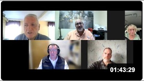 John O'Looney in open discussion with other funeral professionals | October 2025