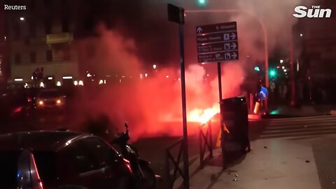 Riot cops blast protesters with water cannons & tear gas at pro-Palestine demo in Rome