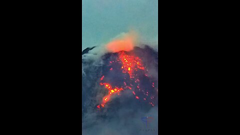 Closer Look at Mount Mayon’s Crater Area