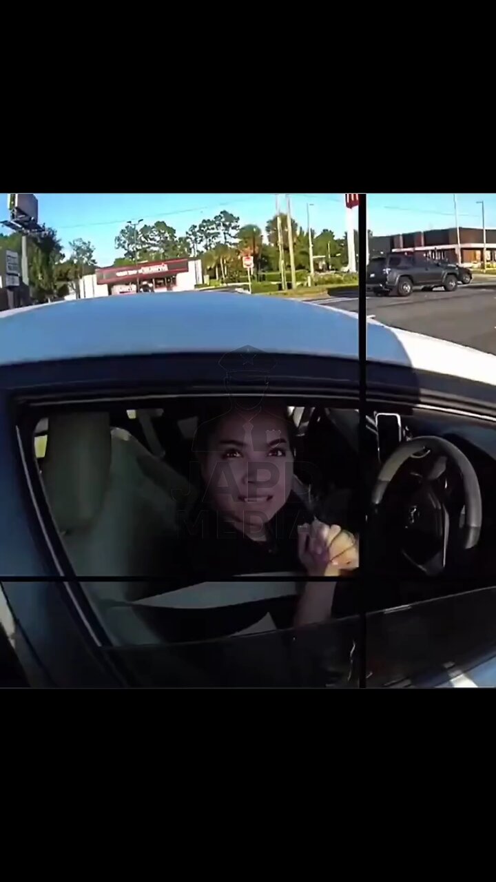 Lawyer faces no-nonsense cop in viral moment #cops #police #policeofficer #viral #japd